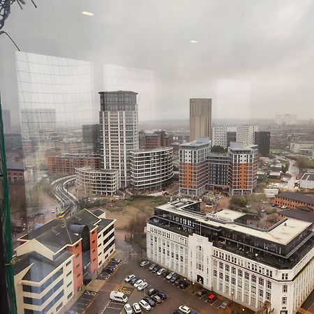Quayside Penthouse 2 Bedroom Ensuite Near Media City & Manchester United Εξωτερικό φωτογραφία