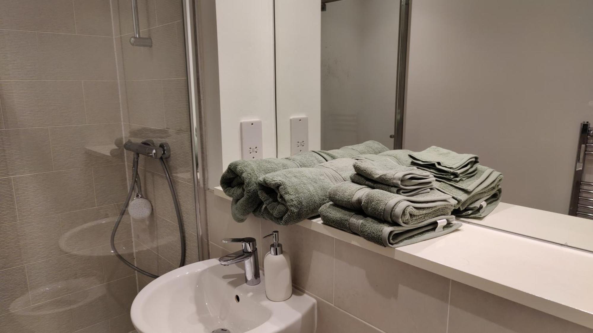 Quayside Penthouse 2 Bedroom Ensuite Near Media City & Manchester United Εξωτερικό φωτογραφία