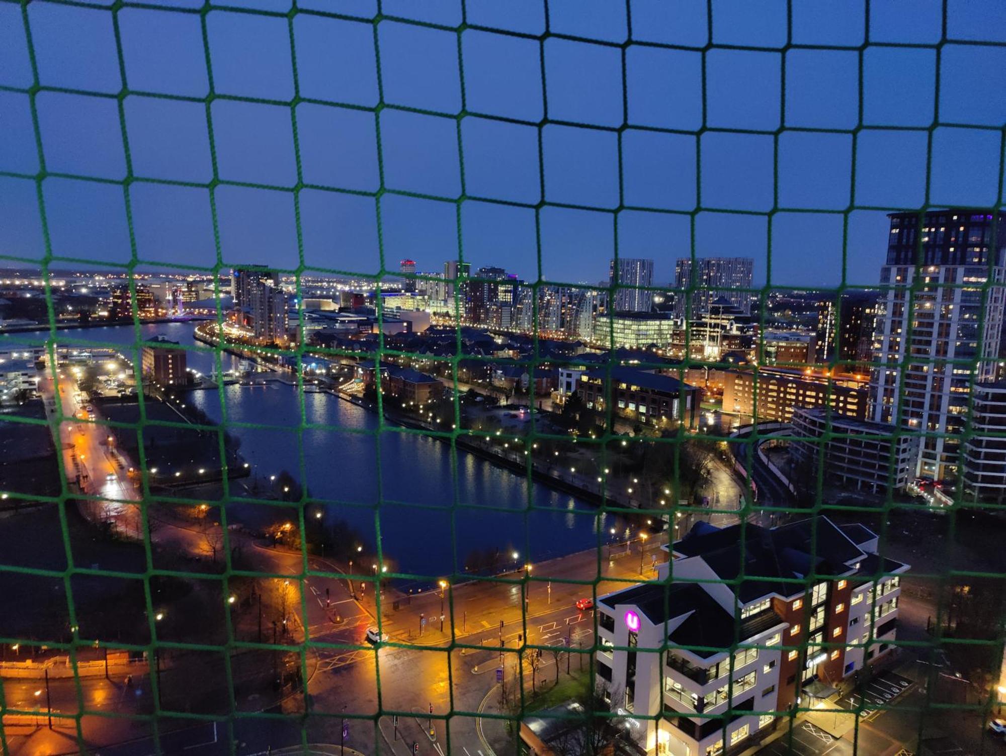 Quayside Penthouse 2 Bedroom Ensuite Near Media City & Manchester United Εξωτερικό φωτογραφία